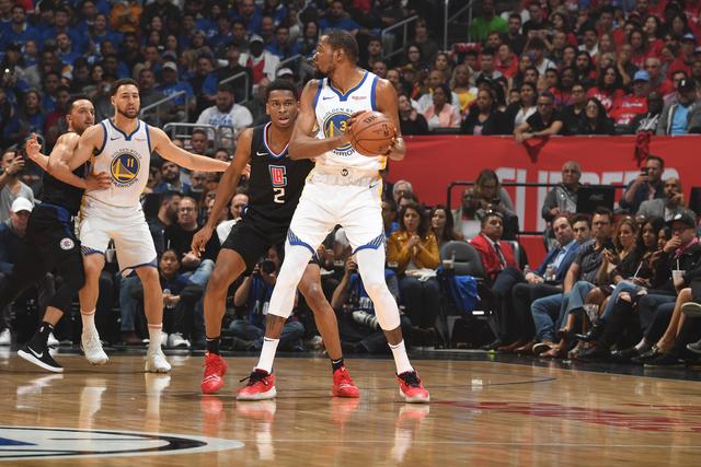 英超-恩内瓦里破门萨利巴送点 阿森纳1-1布莱顿