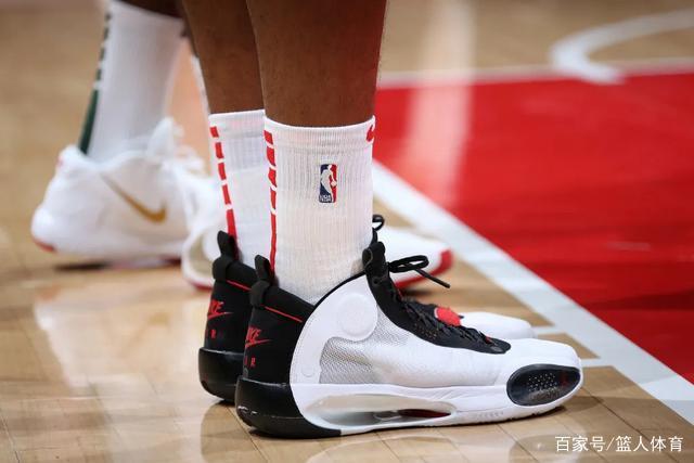 莫兰特16+10灰熊克魔术 巴特勒26分热火灭黄蜂